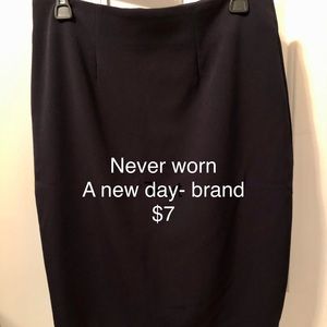 NWOT pencil skirt